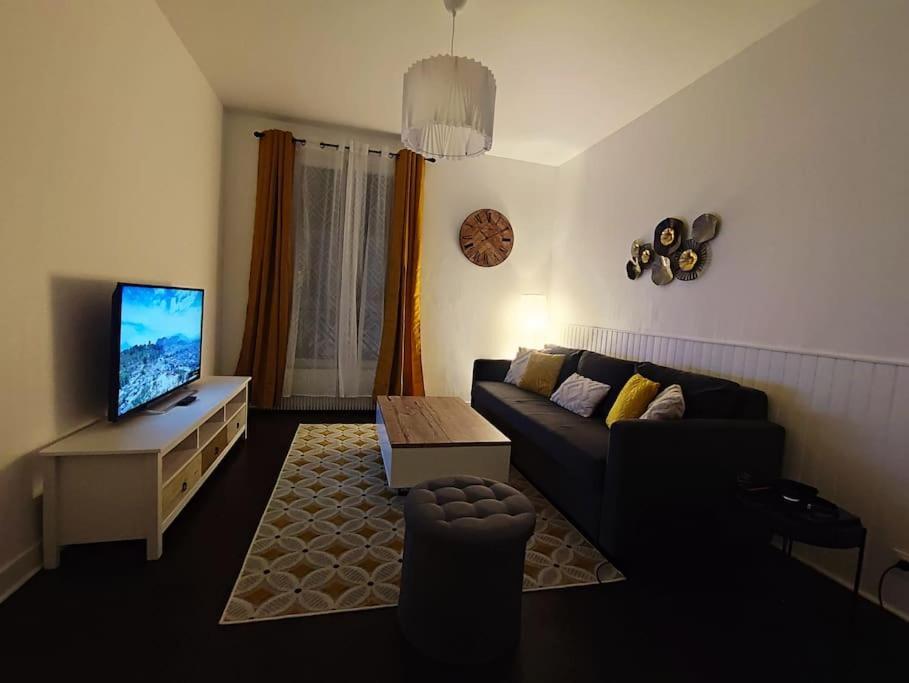 Appartement Proche Paris/Metro Аньер-сюр-Сен Экстерьер фото